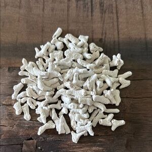 30 Pieces of coral. Each piece ranges in size from 1/2” to 1”.